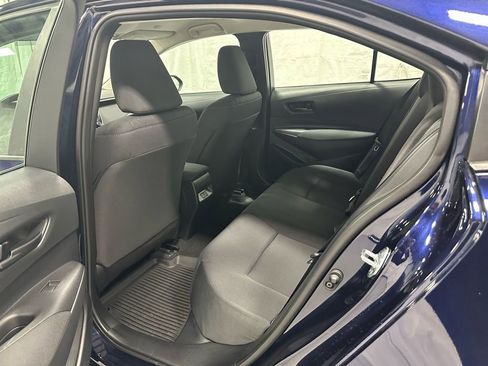 Used 2025 Toyota Corolla LE w/ LE Premium Package image 41