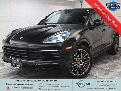 Used 2022 Porsche Cayenne Platinum Edition AWD/4WD image 1