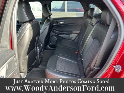 Certified 2020 Ford Edge ST-Line image 8