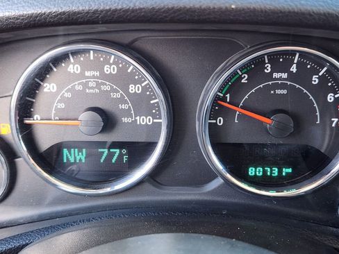 Used 2015 Jeep Wrangler Unlimited Sport w/ Max Tow Package image 15