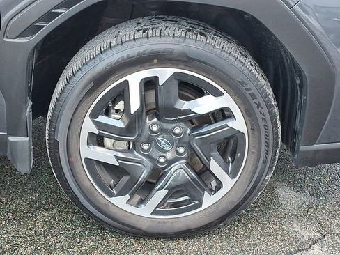 Used 2025 Subaru Forester Premium w/ Protection Package (1PH) image 8