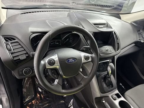 Used 2016 Ford Escape SE w/ Equipment Group 201A AWD/4WD image 24