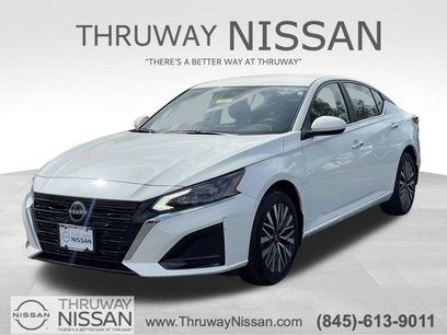 Certified 2023 Nissan Altima 2.5 SV