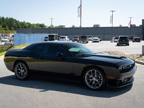 Used 2023 Dodge Challenger GT RWD image 11