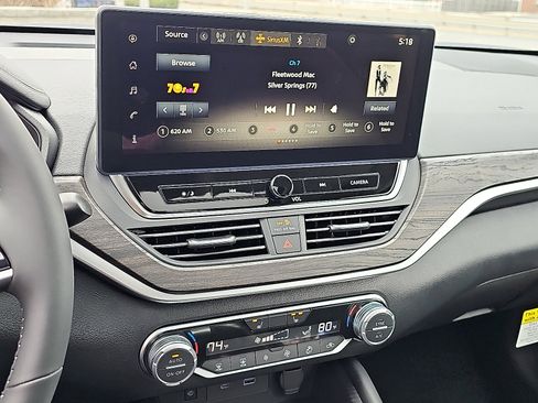 New 2025 Nissan Altima 2.5 SV w/ SV Premium Package image 12