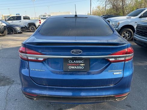 Used 2018 Ford Fusion Titanium image 4