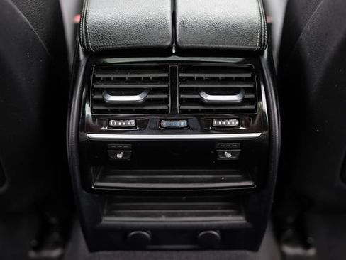 Used 2017 BMW 530i xDrive AWD/4WD image 32