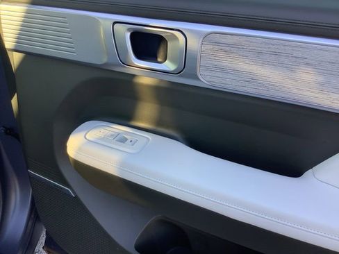 Certified 2025 Hyundai Santa Fe Calligraphy image 30