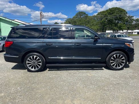 Used 2021 Lincoln Navigator L Reserve w/ Luxury Package AWD/4WD image 9