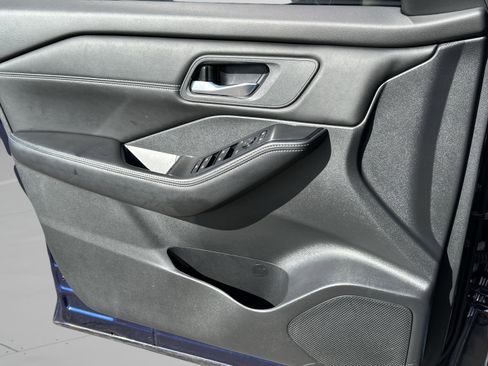 Certified 2024 Nissan Rogue SV w/ SV Premium Package FWD image 25