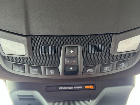 Used 2022 Ford Expedition King Ranch AWD/4WD image 60