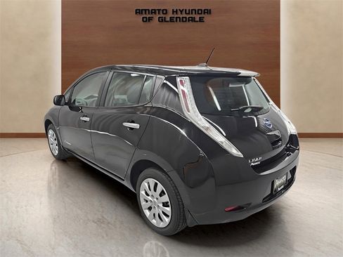 Used 2016 Nissan Leaf S w/ Charger Package image 3