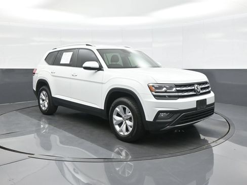 Used 2018 Volkswagen Atlas SE FWD image 1