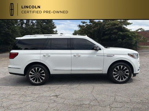 Certified 2021 Lincoln Navigator Reserve w/ Luxury Package AWD/4WD image 8