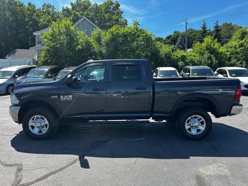 Used 2016 RAM 2500 Tradesman w/ Chrome Appearance Group AWD/4WD image 3