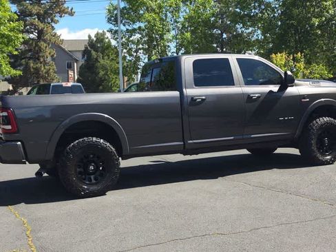 Used 2021 RAM 3500 Laramie AWD/4WD image 9