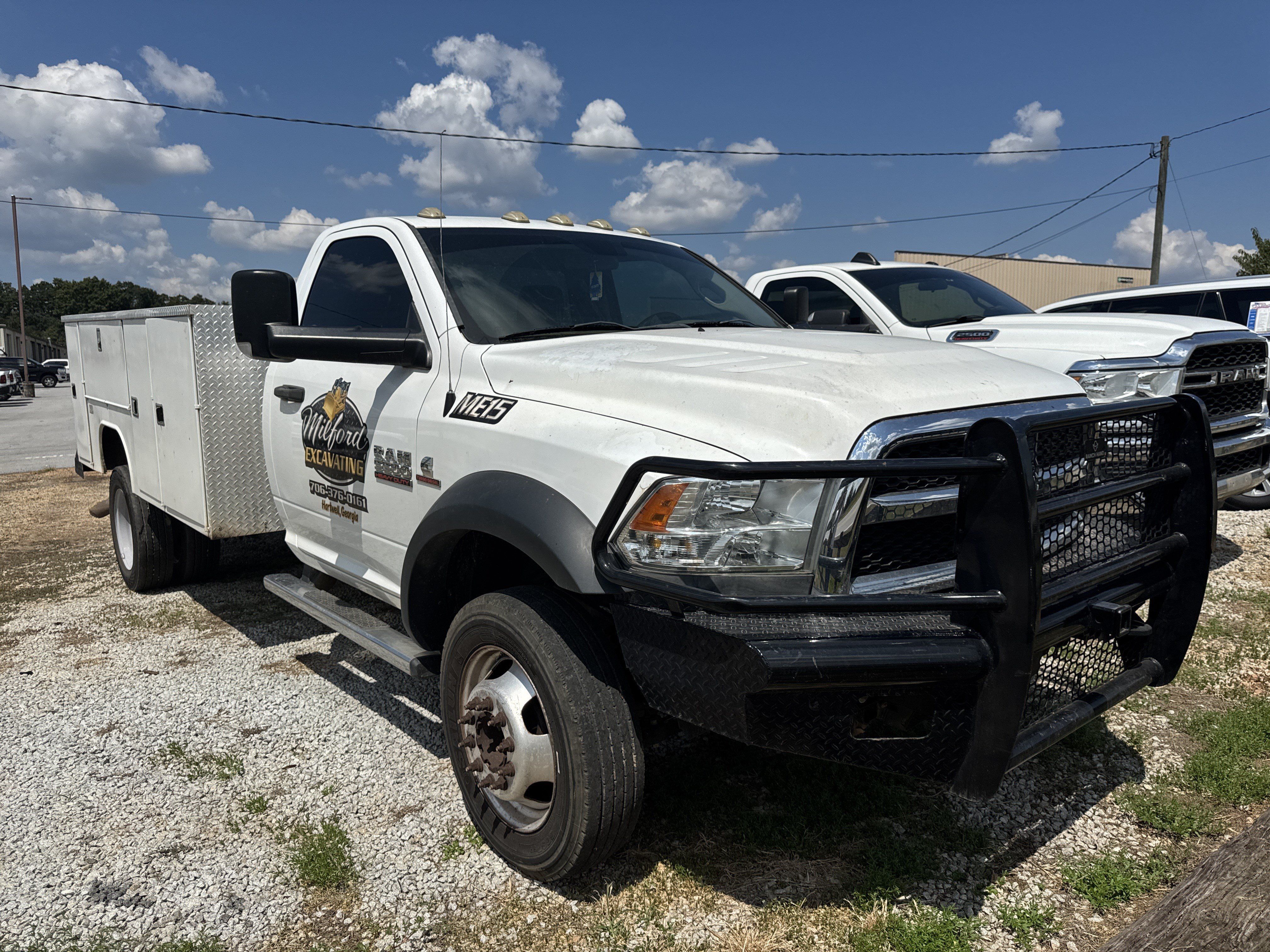 Used 2015 RAM 5500 Tradesman w/ Power & Remote Entry Group AWD/4WD image 3
