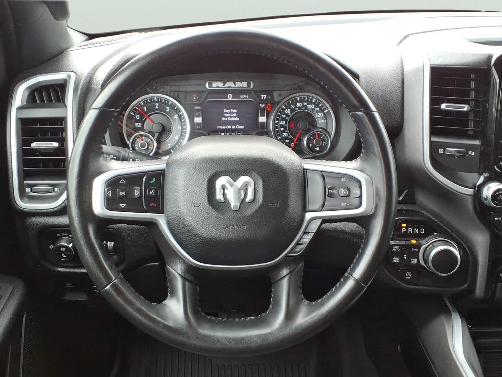 Used 2022 RAM 1500 Big Horn AWD/4WD image 17