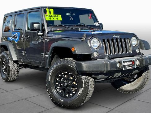 Used 2017 Jeep Wrangler Unlimited Sport w/ Quick Order Package 23S image 2