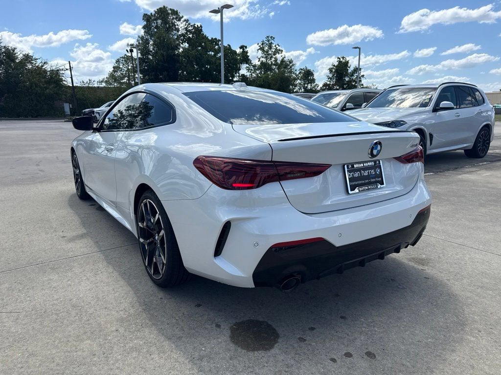 Certified 2026 BMW 430i Coupe w/ M Sport Package RWD image 3