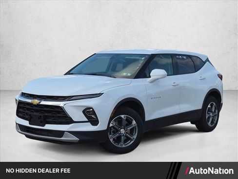 Used 2025 Chevrolet Blazer LT AWD/4WD image 1