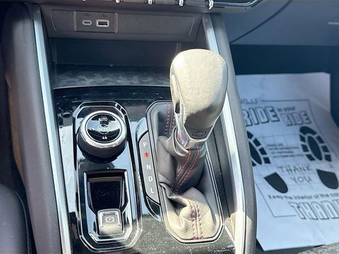 Used 2024 Chevrolet Colorado Z71 w/ Advanced Trailering Package image 17