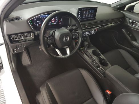 Certified 2023 Honda Civic Sport Touring image 4