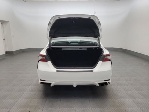 Used 2021 Toyota Camry SE w/ Carpet Mat Package (TMS) FWD image 29
