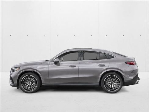 New 2026 Mercedes-Benz GLC 43 AMG 4MATIC Coupe image 3