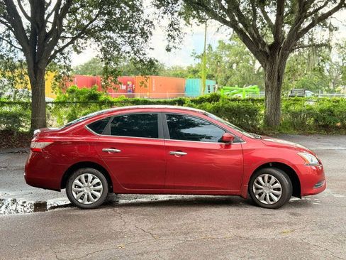 Used 2015 Nissan Sentra SV FWD image 4