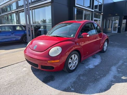 Used 2009 Volkswagen Beetle Coupe image 1