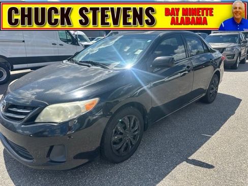 Used 2013 Toyota Corolla LE FWD image 1