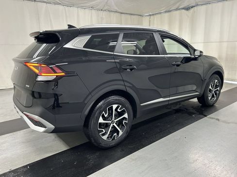Certified 2024 Kia Sportage EX AWD/4WD image 2