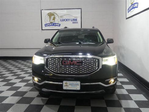 Used 2018 GMC Acadia Denali w/ Technology Package image 2
