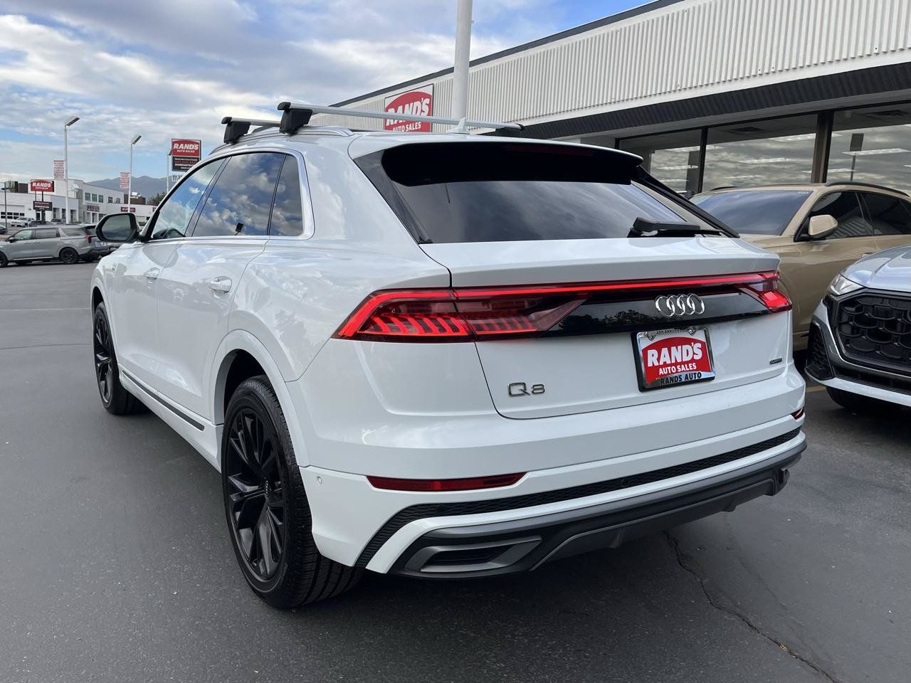 Used 2022 Audi Q8 Premium Plus AWD/4WD image 7