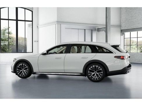 New 2026 Mercedes-Benz E 450 4MATIC All-Terrain Wagon image 31