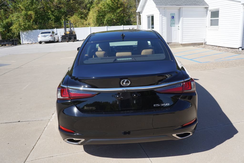 Used 2020 Lexus ES 350 w/ Premium Package FWD image 3
