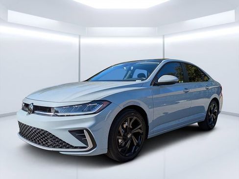 New 2026 Volkswagen Jetta SE image 7