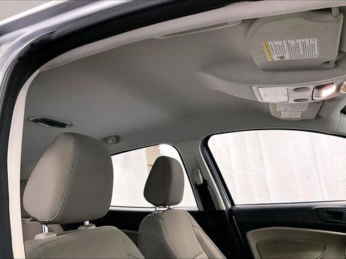 Used 2022 Ford EcoSport S image 21