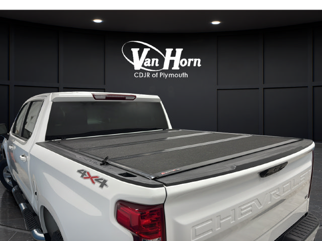 Used 2023 Chevrolet Silverado 1500 LT AWD/4WD image 35