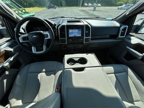 Used 2018 Ford F150 Lariat image 13