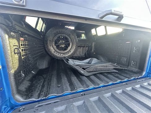 Used 2024 Chevrolet Colorado ZR2 w/ ZR2 Bison Edition image 39