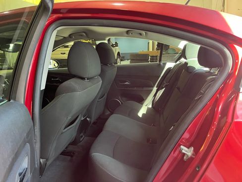Used 2011 Chevrolet Cruze LT w/ RS Package image 13