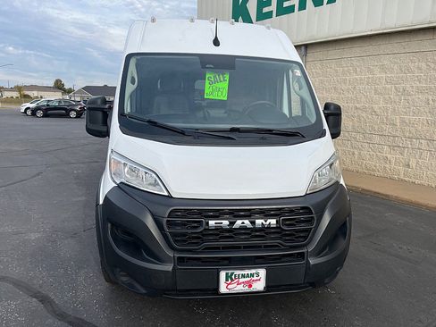 Used 2023 RAM ProMaster 2500 image 3