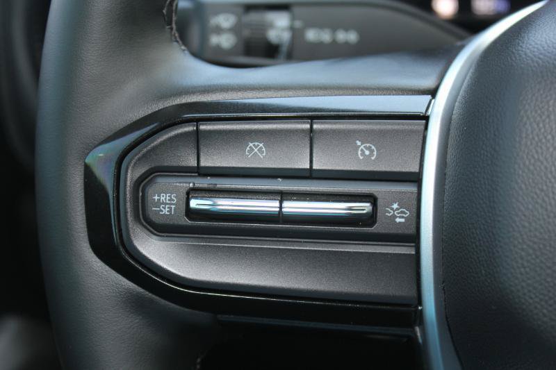 Used 2025 Chevrolet Colorado LT w/ LT Convenience Package RWD image 23
