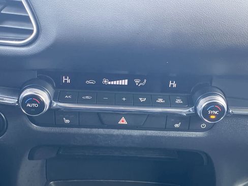 Used 2025 MAZDA CX-30 AWD 2.5 S w/ Preferred Package image 18