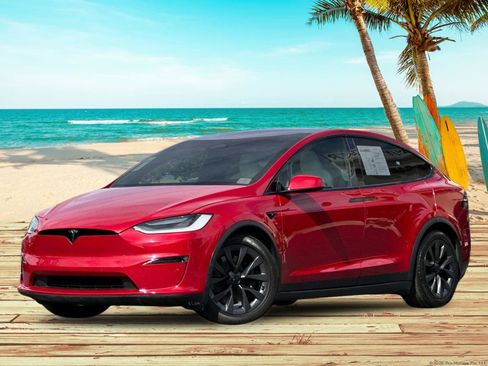 Used 2023 Tesla Model X AWD/4WD image 2