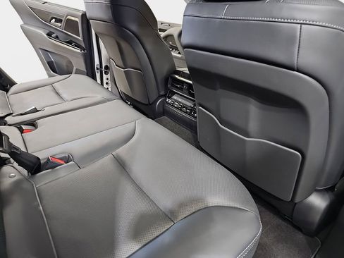 New 2026 Lexus LX 700h Luxury image 11