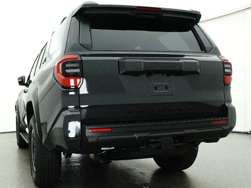 New 2026 Toyota 4Runner 4WD image 6