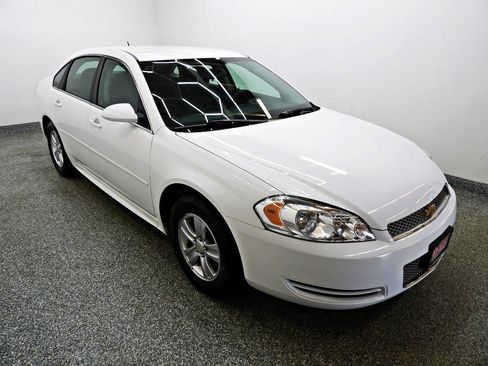 Used 2014 Chevrolet Impala Limited LS FWD image 3